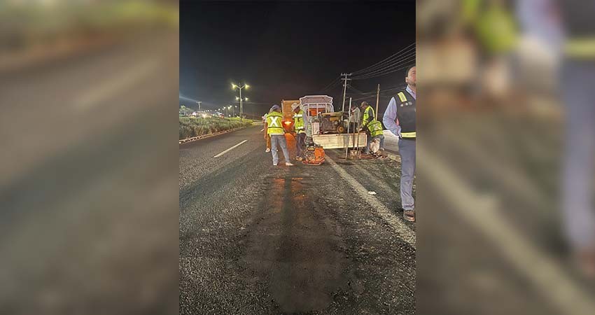 Ponen En Marcha En Los Cabos El Programa De Bacheo Nocturno Diario