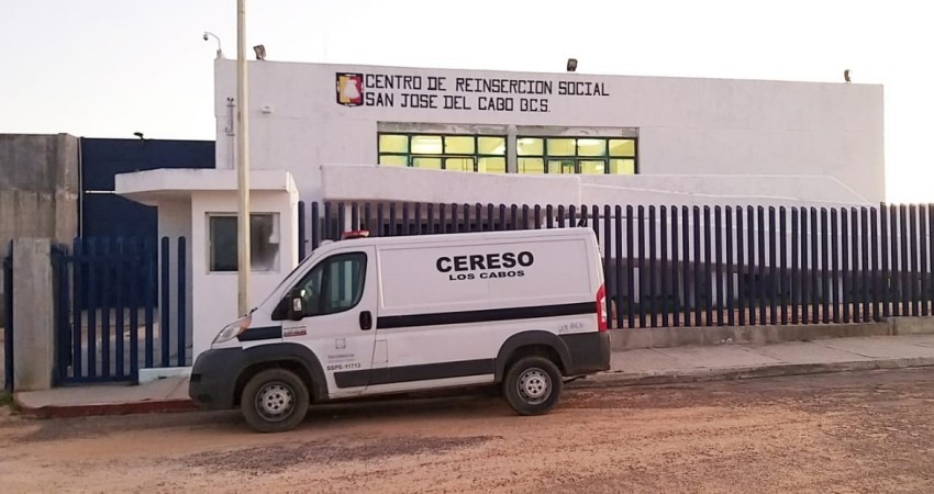 Reo intenta escapar del Cereso de SJC