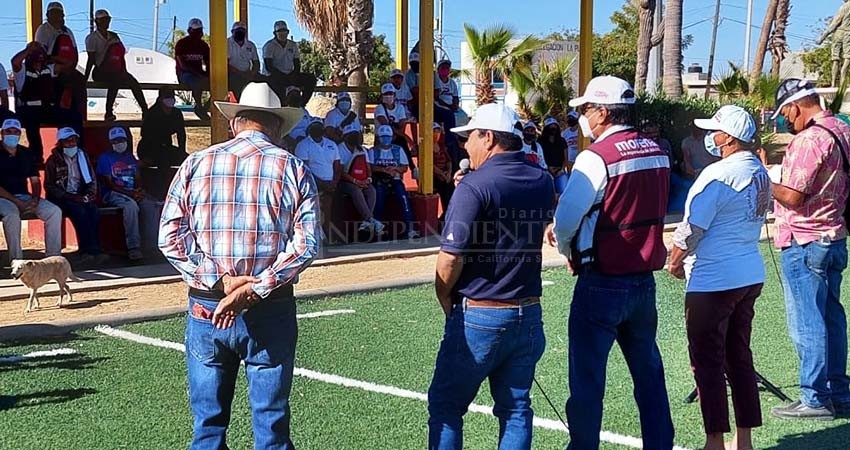 No puede haber desarrollo económico de un lado y el pueblo excluido: Oscar Leggs