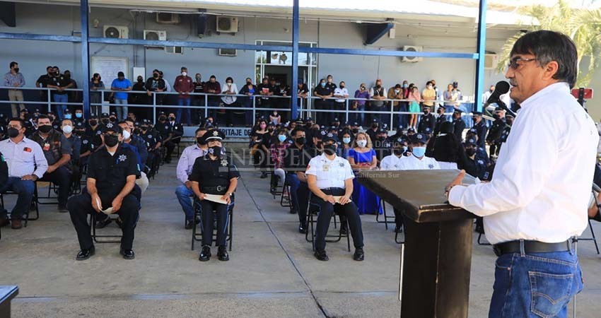 Reitera Oscar Leggs Castro su compromiso con la seguridad de Los Cabos