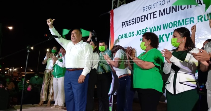 Carlos Van Wormer se registra como candidato del Verde a la alcaldía de Los Cabos 