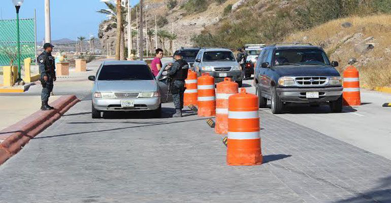 PFP establece retenes en carretera hacia las playas