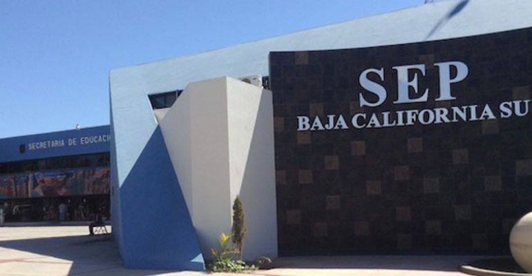 No sabe SEP que pasa en las escuelas y casi matan a una alumna víctima del bulliyng