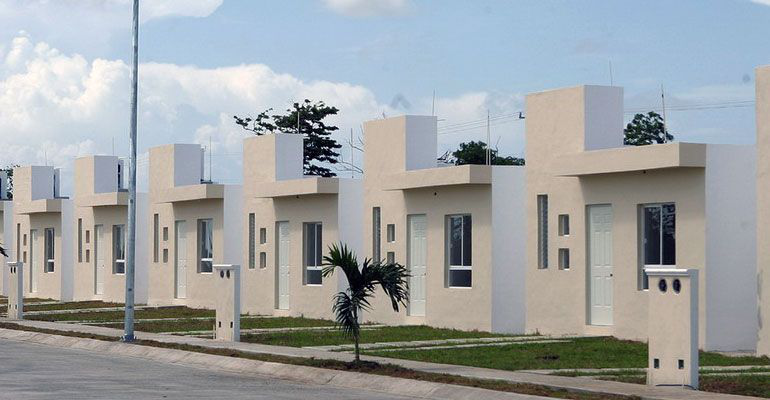 Apoyos a jóvenes y vivienda impulsarán economía: EPN
