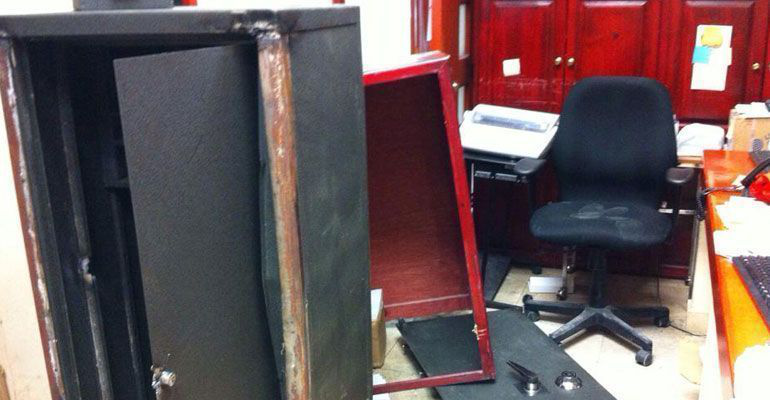 Saquean cajas fuertes de la Tesorería Municipal de Los Cabos; sustraen más de 3 MDP