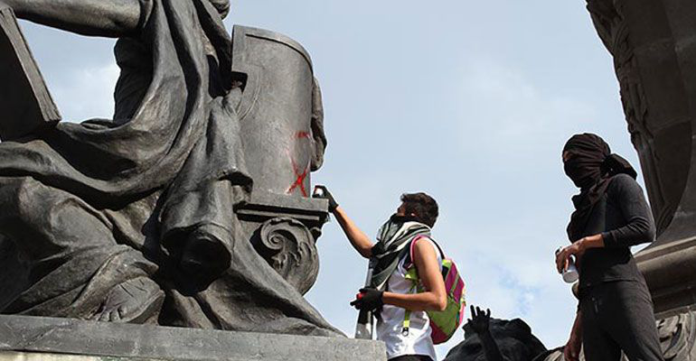 INBA presenta denuncia tras pintas en el Ángel