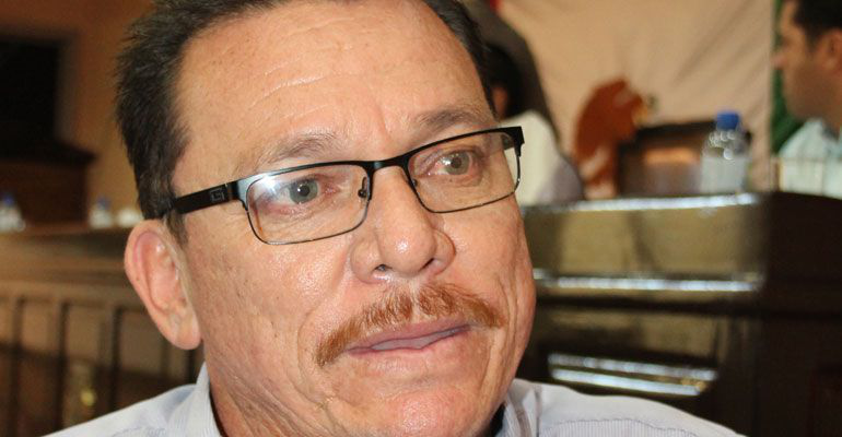 Pretende el IEE atribuirse facultades que no le corresponden