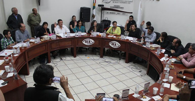 Rechazan consejeros políticos paridad de género para las alcaldías