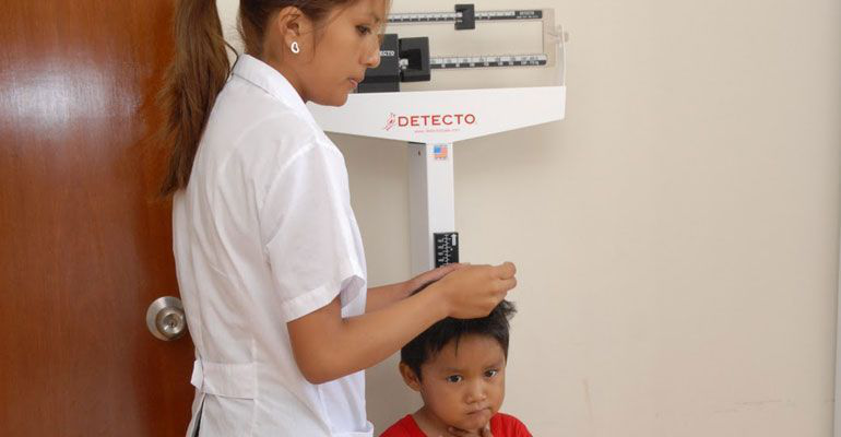 Supervisan mejoras en dispensarios médicos del municipio de La Paz