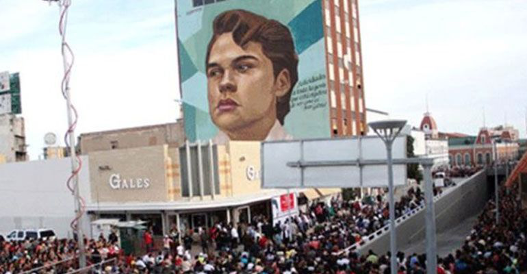 Rinden homenaje a Juan Gabriel en Ciudad Juárez