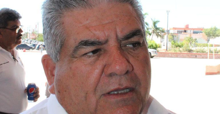 Reta Sindicato de Burócratas a candidatos a alcaldes a un debate