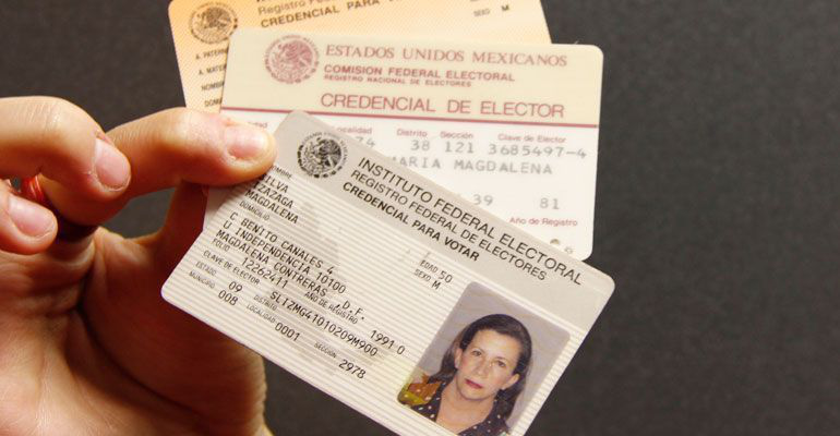 ¿En qué se convierten las credenciales para votar cuando son recicladas?   