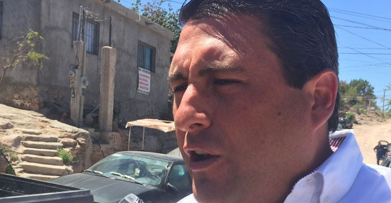 Reconoce Ricardo Barroso apoyo del gobernador en el plagio de un ex colaborador