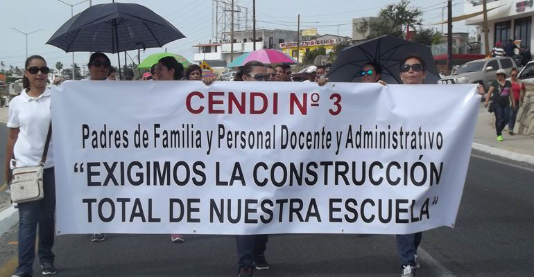 Agrupación Plan XXI analiza salida del PRI acompañado de líderes