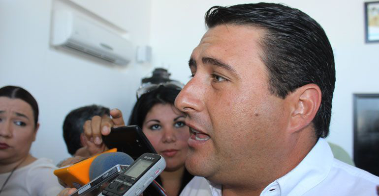 Aparecen más datos “túrbios” de Jesús Castellanos; Barroso pide que PGR y PGJE investiguen por oficio