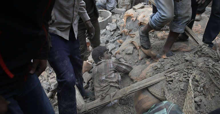 Más de 3.700 muertos en el sismo en Nepal