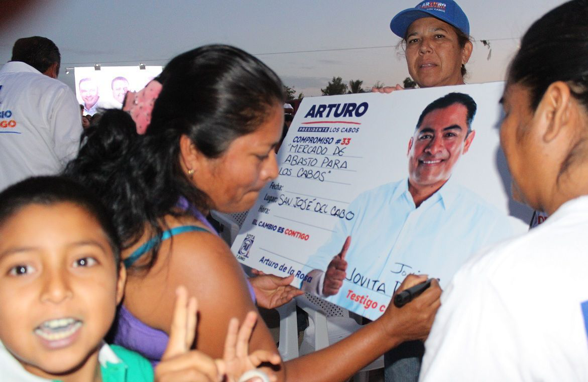 Propone Arturo de la Rosa un mercado de abastos con precios accesibles en BCS