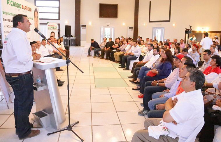 Me siento orgulloso de ser egresado de la UABCS: BARROSO