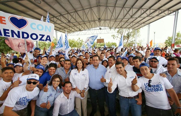 Pide Mendoza Davis a los jóvenes no caer en el consumo de drogas