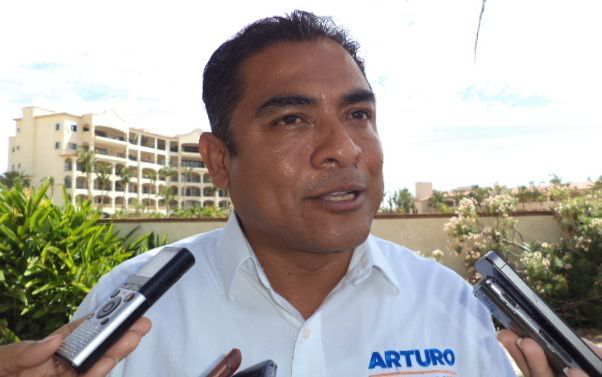 Las encuestas hechas a la medida, no corresponden a la realidad: Treviño y Agúndez