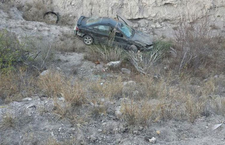 Volcadura en la carretera La Paz – Las Positas