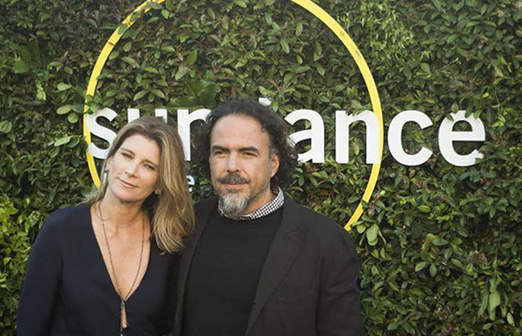 Prohíben anuncio de YSL con modelo delgadísima