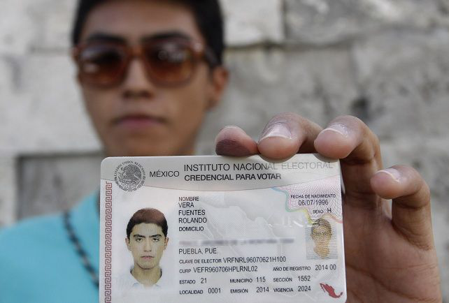 Invita el INE a realizar trámites de emisión de credenciales de manera normal