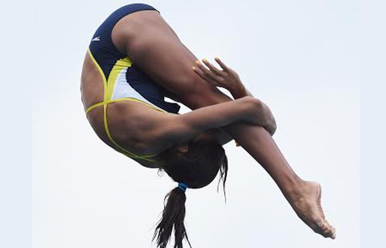 Aranza Vázquez y Ángel Ojeda van a los escolares de Cuba