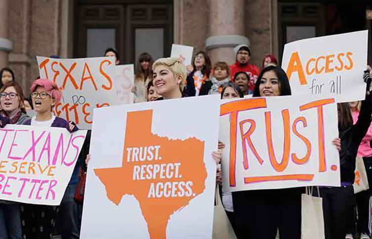 Tribunal de EU permite a clínicas de aborto seguir funcionando en Texas