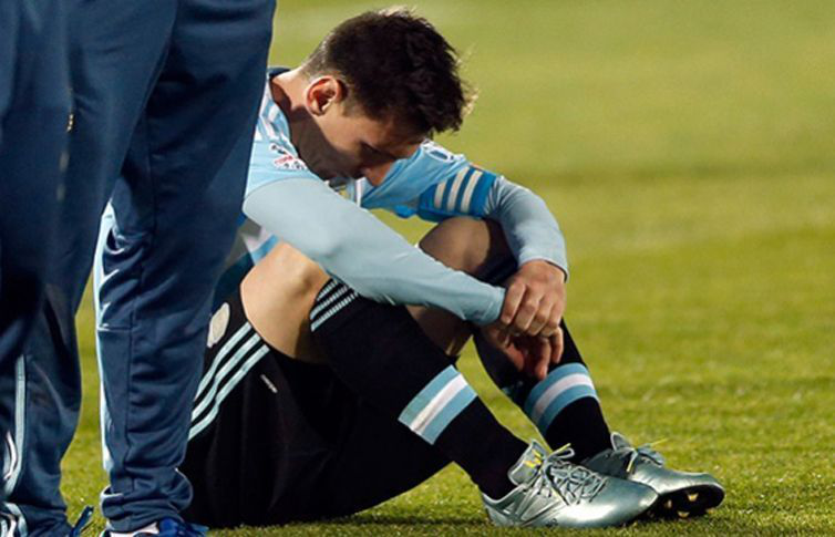 Messi expresa su dolor y agradece apoyo a la fanaticada albiceleste