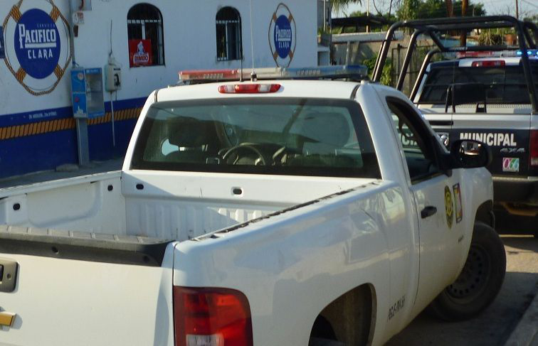 Ladrón armado atraca mini súper y se lleva más de 10’000 mil pesos