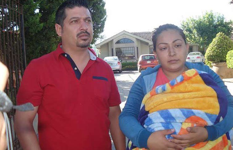 Médicos mutilan genitales de bebé; los confunden con cordón umbilical