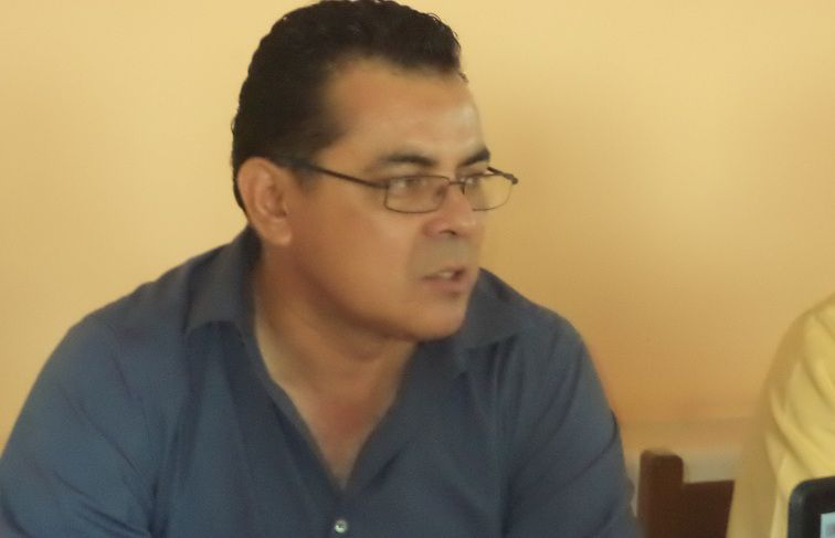 No estamos en contra de la reforma ni que nos evalúen, pero si de los procedimientos inadecuados: Enrique Ojeda