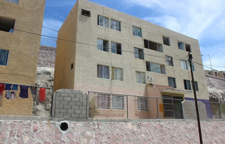 Evacuados del Pedregal se quejan del albergue donde los instaló el Ayuntamiento de La Paz