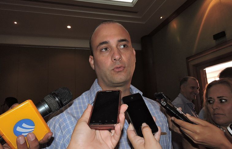 El alcalde no ha aprendido la lección en el tema de robos: senador Fernández Sánchez Navarro