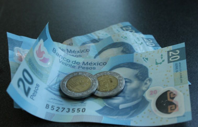 Mexicanos carecen de un salario digno: Herminio Corral