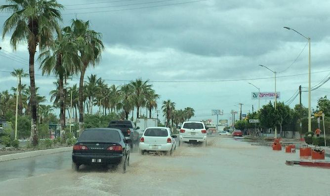 Depresión tropical provoca fuertes lluvias en La Paz