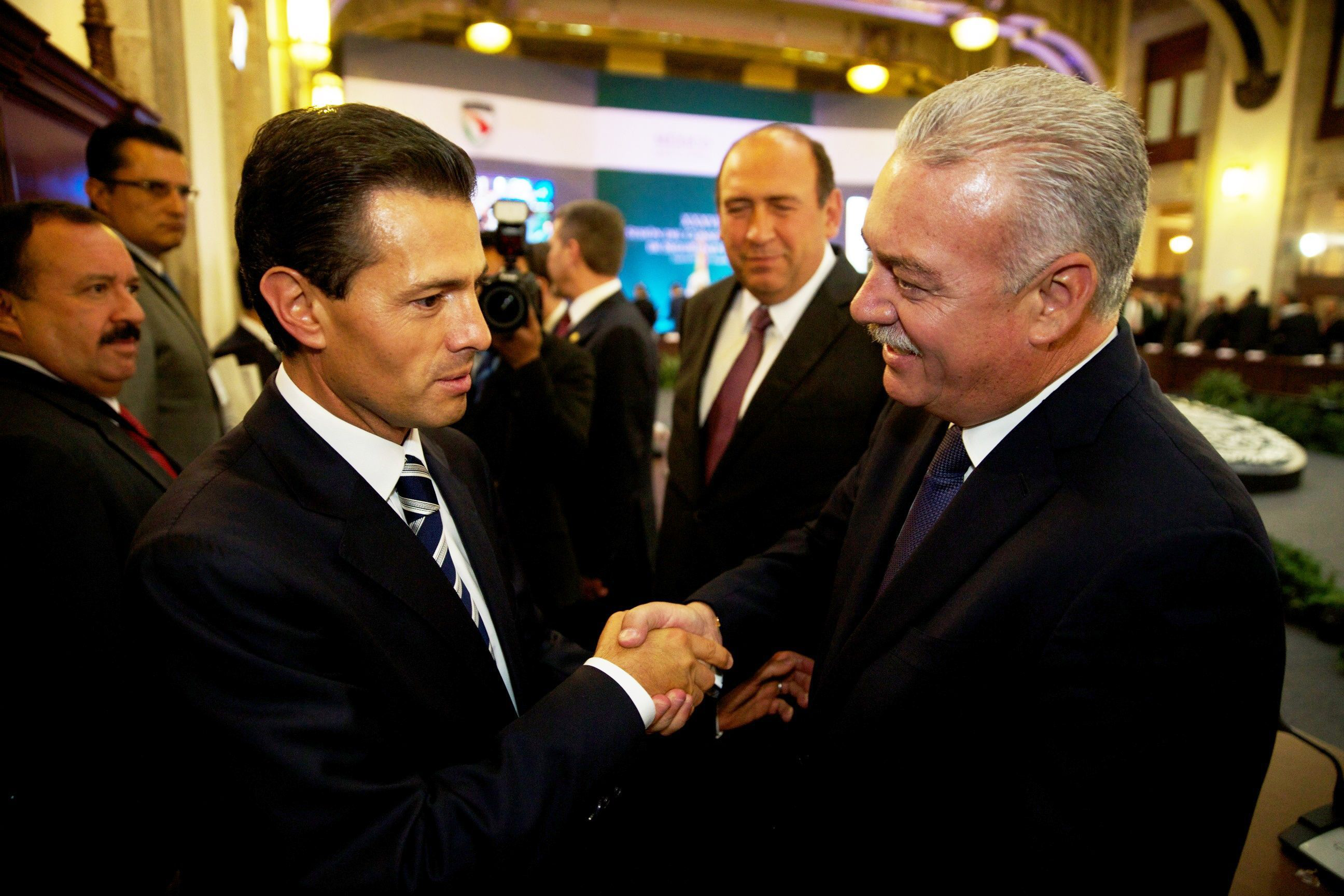 Se despide el Gobernador del Estado del Presidente de la República