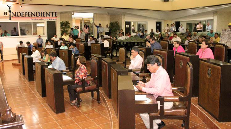 Tras largo debate, congresistas aprueban modificación a la ley; ya no haya terna para elegir Procurador de Justicia