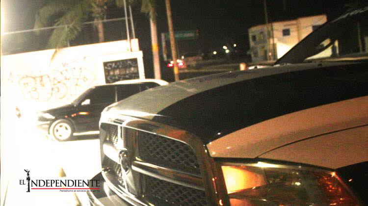 A punta de pistola asaltan a una familia en colonia El Zacatal