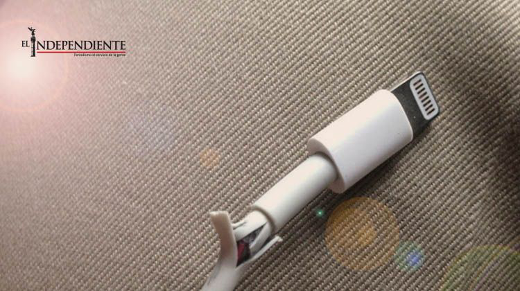 Evita que el cable de tu iPhone se pele con estos sencillos trucos