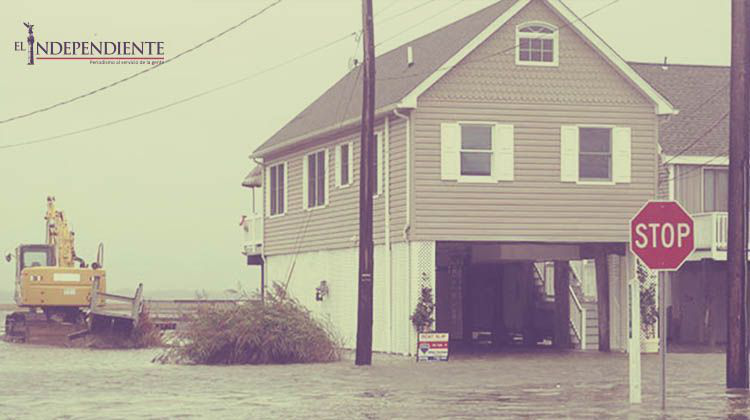 Costa estadunidense se prepara para impacto de huracán 'Joaquín'