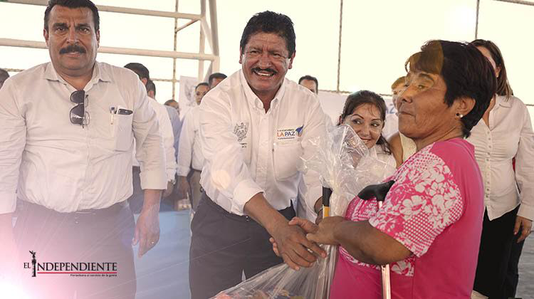 Apoyan los tres niveles de gobierno a familias afectadas por las lluvias