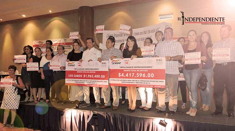 112 MyPyMes y emprendedores cabeños reciben apoyos económicos del Inadem