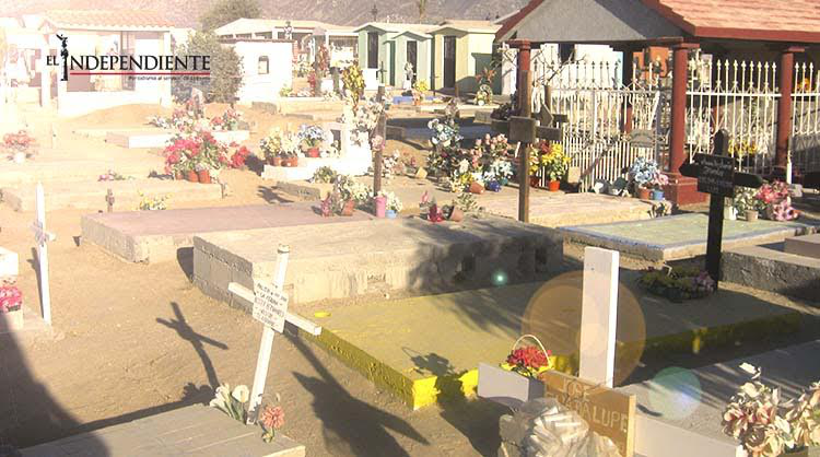 Servicios Públicos reporta listos y limpios panteones para recibir a familias en Día de Muertos