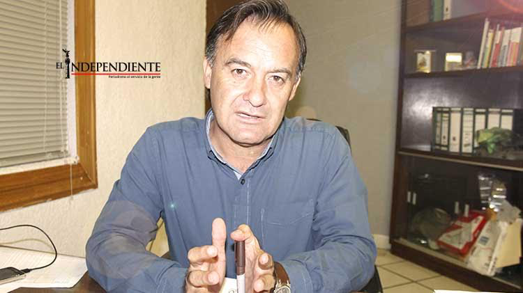 Ayuntamiento de La Paz podría pagar daños a los autos que caigan en baches