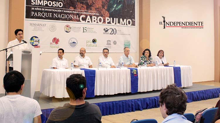 Celebran en la UABCS 20 años de investigación y manejo para la conservación de Cabo Pulmo