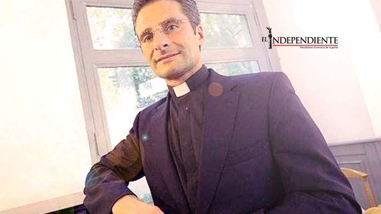 Sacerdote gay describe 'homofobia especial' en el clero