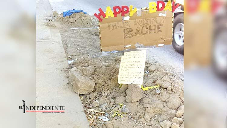Vecinos de CSL celebran primeros dos meses de vida de un bache