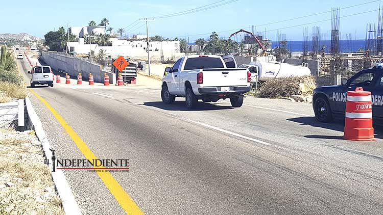 Clausuran muro de la Transpeninsular por no cumplir con lo autorizado